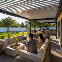 Abri de jardin motorisé en aluminium à toit rétractable avec persiennes réglables pour four à pizza et enclos latéral pour zone de cuisson dans la cour