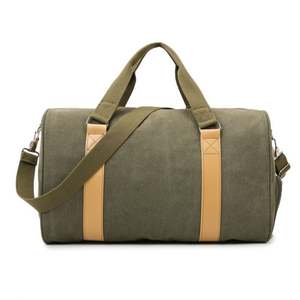 Sac de voyage en toile imperméable à la mode pour hommes et femmes Fermeture à glissière Sac de week-end pour une nuit avec motif de lettres - Product Image 3