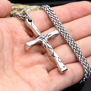 yunnique Stainless Steel <b>Cross</b> Pendant Necklace Men's Geometric Design European Style Simple <b>Chain</b> Jewelry Fashion Accessory - Product Image 4