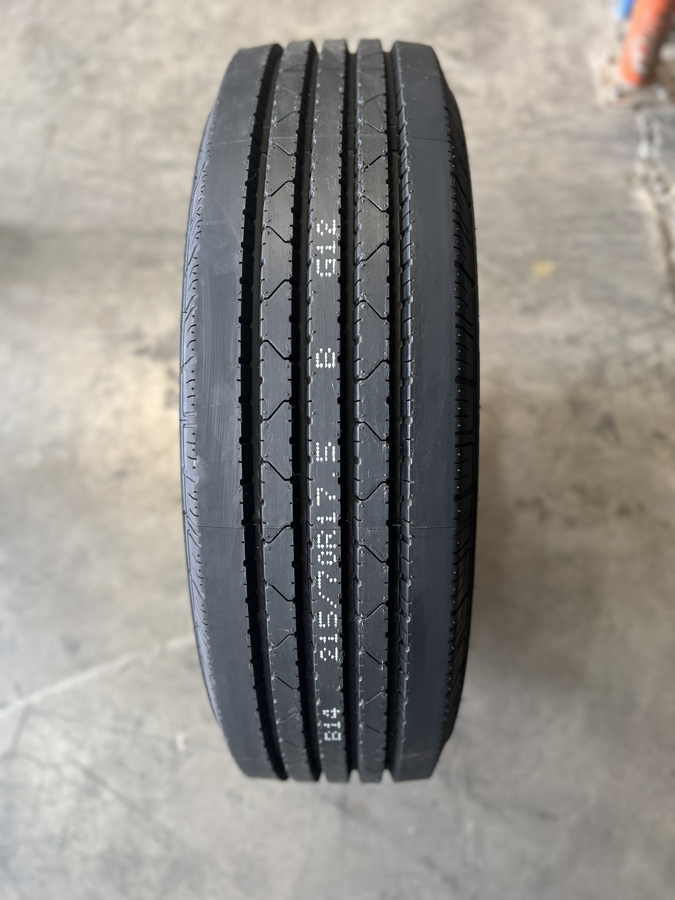 DURATURN 215/70R17.5 Tires - High Quality for Light Trucks