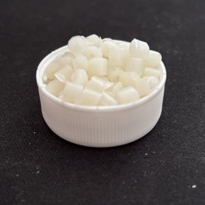 Moulage de haute qualité de granulés de HDPE recyclés pour l'application de film de composants de meubles solides - Product Image 4