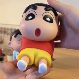 <b>Crayon</b> Shin-chan Phone Stand Figurine Plastic Anime Desktop Ornament Model Doll Gift For Kids 7-12 Years - Product Image 1