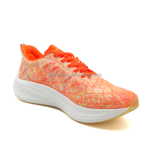 Tùy Chỉnh Trọng Lượng Nhẹ Đế Ngoài Bất Carbon Tấm Chạy Giày Hợp Thời Trang Thể Thao Đi Bộ Giày Cho Unisex Tùy Chỉnh Sneakers Nhà Máy - Product Image 3