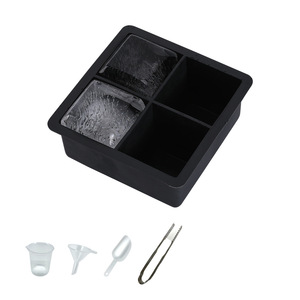 Moule à glaçons carrés pour whisky, 4 compartiments, moule à glaçons carrés créatif avec couvercle - Product Image 4