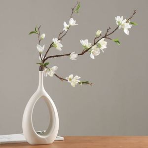 Hot Sale Decoration Wholesale Nordic White Unique Gift Ceramic <b>Vase</b> for Home Decor - Product Image 3