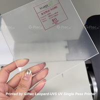 Imprimante à bande automatique Giftec, machine à jet d'encre numérique UV à passage unique avec encre UV pour plaques d'immatriculation, cartes en plastique ABS, PVC