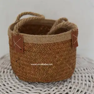New design handmade nature farmhouse rattan baskets for plants wholesale rattan wall basket rattan wall basket