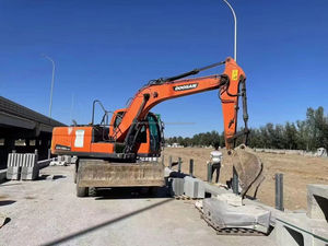 Excavadora Doosan de segunda mano original coreana, excavadora de ruedas de 15 toneladas, excavadora de ruedas Doosan usada DX150W barata en venta - Product Image 4