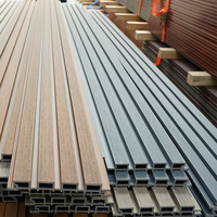Plancher en plastique de style bois pour l'extérieur, terrasse composite WPC pour terrasses et jardins