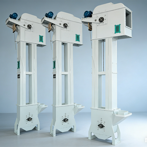 Élévateur à godets de type Z avec cheminée d'entrée et de sortie pour les applications de manutention de matériaux en espace limité - Product Image 1