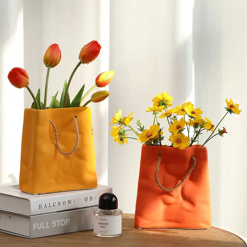 植物/花オレンジ花瓶ハンドバッグ花瓶のための豪華な家の装飾モランディスタイルのセラミック花瓶