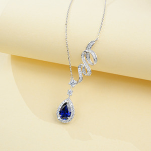 Collar con Colgante de Zafiro Creado en Plata de Ley 925, Diseño de Serpiente con Halo de Zafiro de Laboratorio con Corte de Pera, Joyería Fina para Mujer - Product Image 1