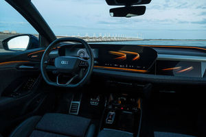 Pour Q6 Sportback E-<span class=keywords><strong>tron</strong></span> Performance 225kW Coupé SUV électrique Autonomie jusqu'à 756 km - Product Image 4