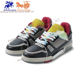 2025 Baskets de skateboard de luxe de haute qualité, marque originale, chaussures de marche décontractées, baskets de sport légères au style authentique - Product Image 4