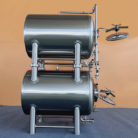 Cuve à bière horizontale en acier inoxydable 10BBL, design empilable pour brasserie artisanale à espace limité, conditionnement et stockage de la bière