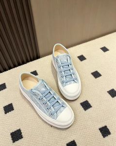 Zapatos de Lona Retro Ligeros para Hombre, Primavera-Otoño, Moda Casual, Cómodos y Transpirables, con Plataforma, Punta Redonda, Azules, con Cordones - Product Image 1