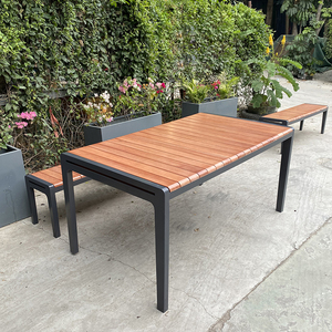 Fabbrica di vendita calda per il tempo libero tavolo per feste e sedie Set tavolo da Picnic arredamento tavolo da esterno moderno panca per il parco mobili