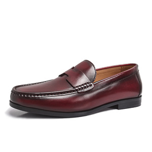 รองเท้าโลฟเฟอร์หนังแท้สไตล์ยุโรปสำหรับผู้ชาย รองเท้าลำลองแฟชั่นธุรกิจ น้ำหนักเบา สวมใส่สบาย เหมาะสำหรับขับรถ - Product Image 4