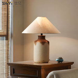 จิอาเย่ หยวนโถว ผู้ผลิตโคมไฟดินเผา โคมไฟตั้งโต๊ะตกแต่งข้างเตียงในห้องนอน สไตล์วบิซาบิ สำหรับโฮมสเตย์ ห้องน้ำชา ห้องนั่งเล่น - Product Image 4