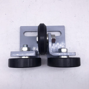 Zapatas de guía para elevadores de rodillos con ruedas de goma para elevadores de tracción, 1.0m/s, estructura de acero de alta resistencia, orificios de montaje personalizados - Product Image 1