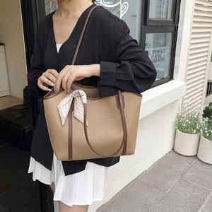 Daily Outdoor Travel Shopping Tote <b>Bags</b> Women's Leather Handbag - Product Image 4