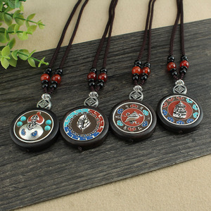 Collier vintage fait à la main en bois d'ébène Thangka avec longue chaîne de perles, pendentif diamant Bouddha du Népal, accessoires, cadeau porte-bonheur, bijoux de prière - Product Image 1