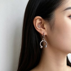 Pendientes de Acero Inoxidable en Forma de C con Extremos de Bola y Púas, Estilo Punk Unisex, Joyería de Moda, Acero 304 con Acabado Pulido - Product Image 3