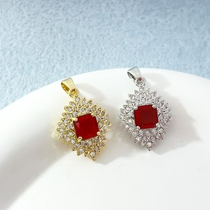 Colgante de aleación de zinc con forma de estrella y engaste de cristal de esmeralda para joyería de fiesta Y9165 - Product Image 2