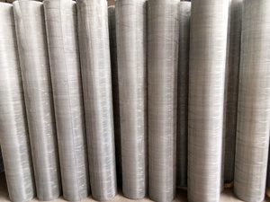 Moustiquaire électrique pour fenêtre en forme de trou carré 14*14 16*16 18*16 Fabriquée en fil de fer galvanisé Type de tissu métallique - Product Image 5