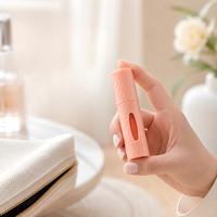 Botol Semprot Parfum Mini Isi Ulang Bentuk Bulat 5ml dengan Logo Kustom