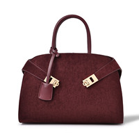 Tas Tangan Wanita OEM Eksklusif Baru 2026 untuk Perjalanan, Kapasitas Besar, Bahan Suede Beludru, Resleting Logam, Model Tote Selempang