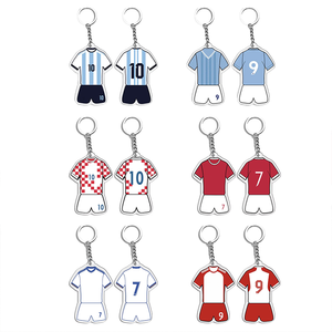 Porte-clés en acrylique imprimé UV pour fans de football, souvenirs créatifs et personnalisés, décapsuleur en plastique tendance - Product Image 2