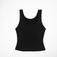 Ensemble quatre pièces sexy : débardeur uni, haut en maille à manches longues, short moulant et ensemble cuissard