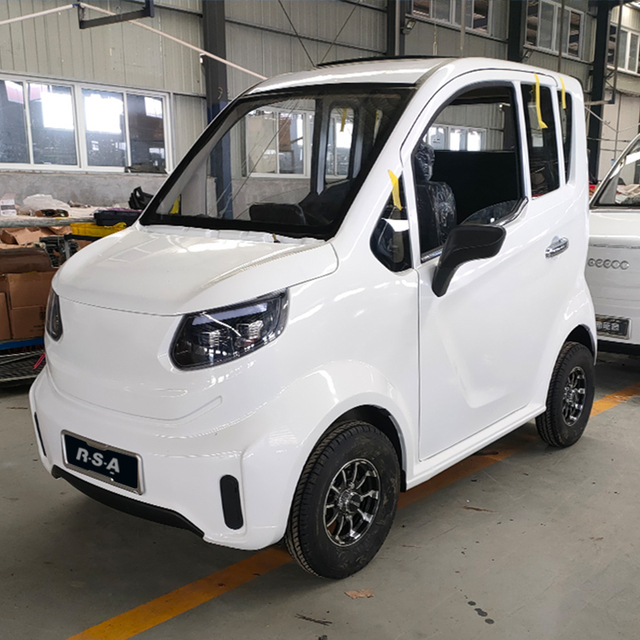 Factory Direct Sale New Version 2-Seater Electric Car Adult Mini New Energy Vehicle with Air Conditioning Made in China