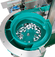 Machine de remplissage et de capsulage de diffuseurs Yide YD-21 avec pressage de bouchons internes, écran tactile PLC et alimentation vibratoire des bouchons