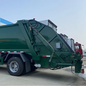 รถบรรทุกบดอัดขนาด10ลูกบาศก์เมตรของอีซูซุที่ทรงพลัง: ปฏิวัติการรวบรวมและขนส่งของเสีย - Product Image 2