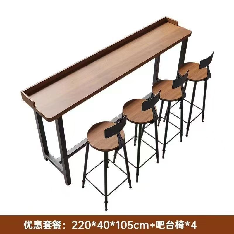 220 tables et 4 tabourets de bar