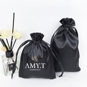 Pochette de rangement pour extensions de cheveux avec logo personnalisé, sacs d'emballage pour perruques, sacs à cordon en satin noir pour mèches de cheveux, sacs cadeaux pour mèches de cheveux - Product Image 2