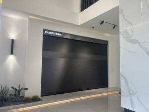 KUZI, diseño moderno, puertas de garaje aisladas, soluciones de eficiencia energética personalizables para parques, superficie acabada, característica impermeable - Product Image 2