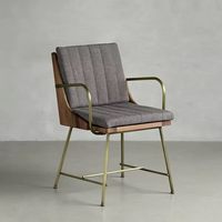 Chaise de salle à manger moderne de style nordique, luxe léger, avec coussin en tissu, dossier en bois, structure en bois et pieds en métal, pour hôtel et usage domestique