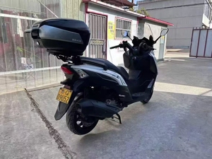 <span class=keywords><strong>SYM</strong></span> <span class=keywords><strong>Joymax</strong></span> <span class=keywords><strong>Z</strong></span> Sport Pedal - Stabilità ad Alta Velocità e Esperienza di Guida Confortevole - Product Image 3