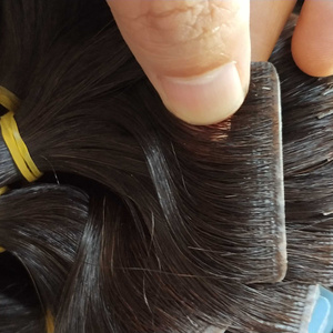 Trama diritta della pelle dell'unità di elaborazione allineata nastro di iniezione della cuticola in capelli adesivi senza cuciture estensioni dei capelli del nastro iniettato invisibile vergine - Product Image 5