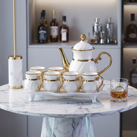 Service à thé/café en porcelaine 260/1300 ml, bord doré, compatible micro-ondes/lave-vaisselle, pour hôtels, cafés et cadeaux d'affaires.