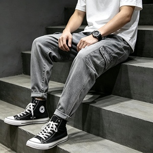 Jeans Harem da <span class=keywords><strong>Uomo</strong></span> a Gamba Larga con Tasche Cargo, Vestibilità Comoda, in Denim Elasticizzato Lavaggio Chiaro, <span class=keywords><strong>Pantaloni</strong></span> Casual in Cotone - Product Image 4