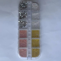 12 Aksesoris Seni Kuku Bola Baja Mini dengan Ukuran Campuran, Aksesoris Bor Kuku Emas dan Perak 0.8mm Bestseller Lintas Batas