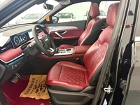 2024 X70 PLUS Champion MAX 1.5T Turbo 5 Places SUV Automatique Toit Panoramique Caméra 360° Intérieur Cuir Foncé Pneus R18 Gauche