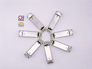 1.25 gam Duplex <span class=keywords><strong>SFP</strong></span> <span class=keywords><strong>module</strong></span> với <span class=keywords><strong>CWDM</strong></span> LC nối 20km tx1270nm ~ 1610nm thu phát quang 1000BASE-LX Ethernet mô-đun 20km phạm vi - Product Image 2