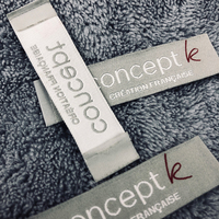 Étiquettes de vêtements en tissu satiné carrées et rectangulaires écologiques personnalisées avec logo imprimé, étiquettes de transfert en silicone personnalisées, étiquettes en caoutchouc
