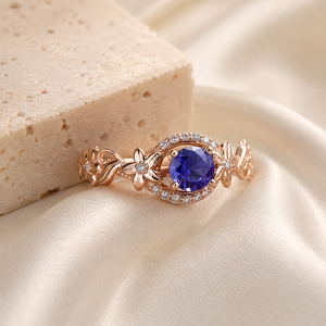 Bague Fleur Couleur Or Rose avec Zircon Bleu Royal pour Femme – Bijou de Doigt Élégant et Tendance - Product Image 3