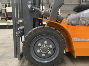 מלגזה דיזל עם תקן CE ISO, <span class=keywords><strong>3</strong></span> טון, <span class=keywords><strong>3</strong></span>.5 טון, 4 טון, 5 טון, לחקלאות, מחסנים, לכל סוגי השטח, מלגזת דיזל - Product Image 4